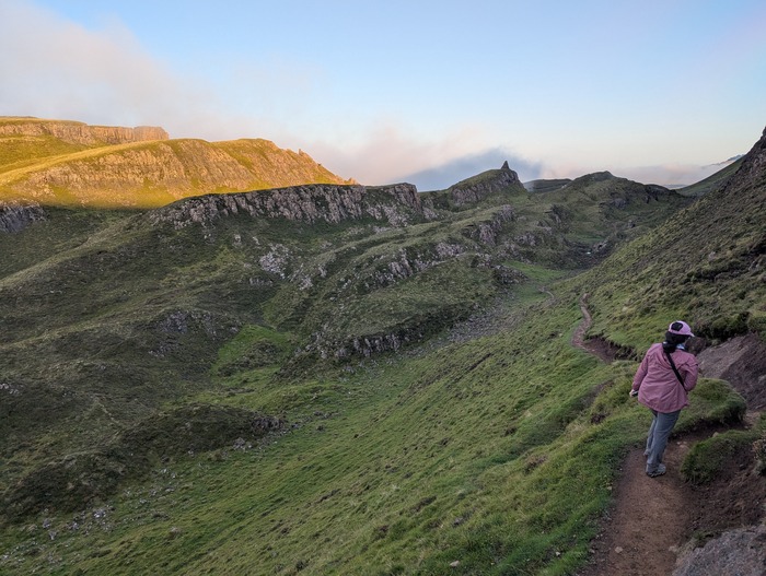 Golden hour on the Quiraing trail
